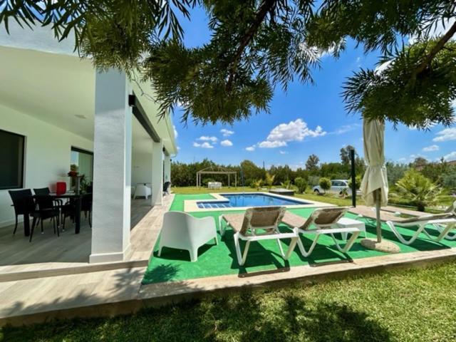 Ole Tu Andalucia Villa Sanlucar la Mayor Exterior photo